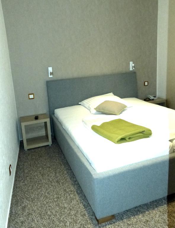 Hotel Aquarius Брауншвейг Экстерьер фото